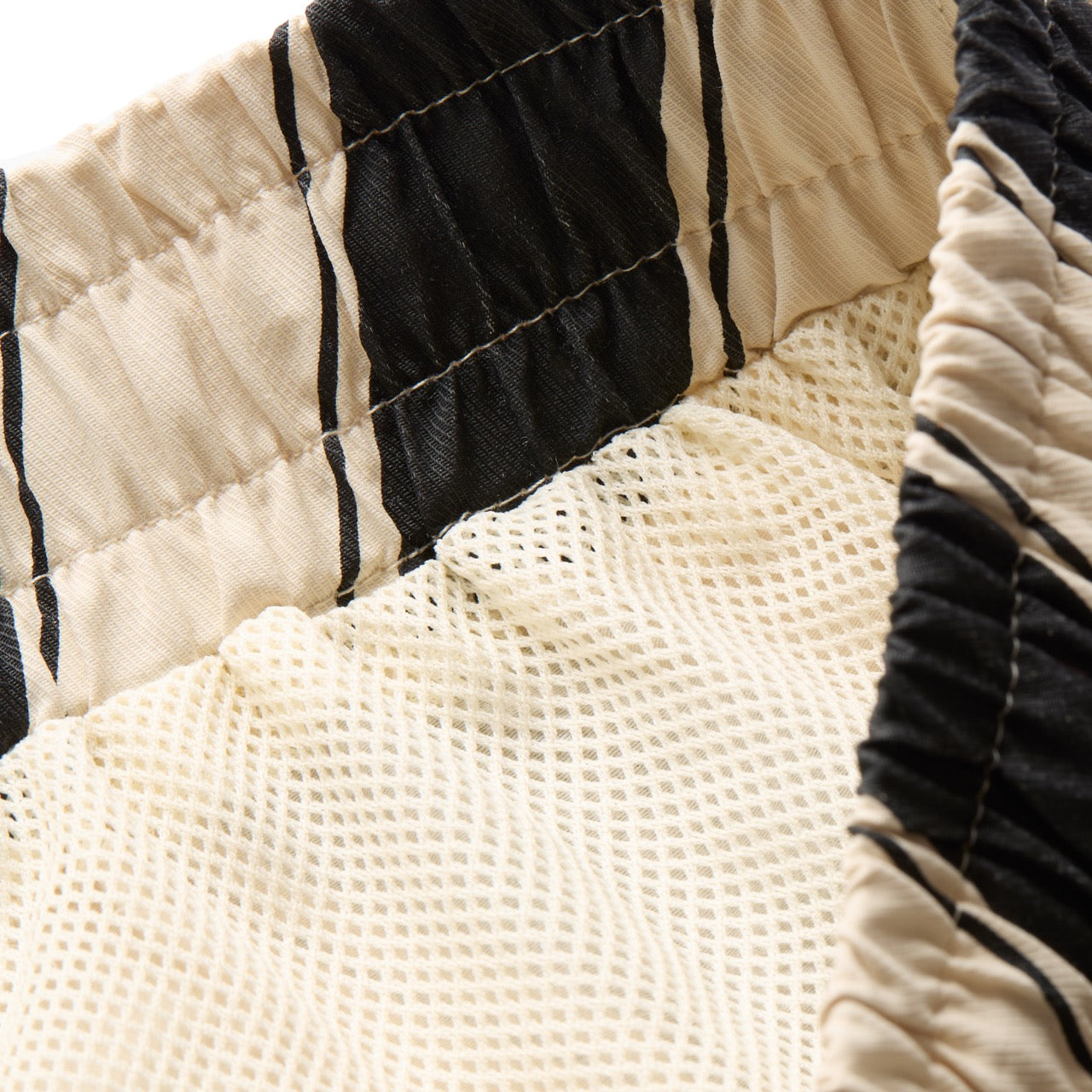 Candy Cane Shorts (Sweet Licorice)